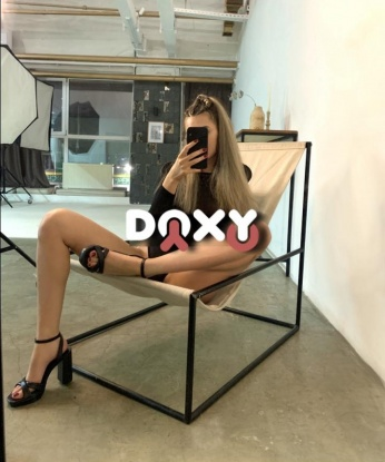 У меня есть все необходимое, чтобы доставить тебе незабываемое удовольствие. Я креативная и умею сделать каждую встречу особенной. Мои опытные и нежные руки умеют массировать так, что ты ощутишь волшебные вибрации нашей близости. ❣️ Я предлагаю широкий спектр услуг, и каждая встреча со мной - настоящая сказка, которую ты не захочешь завершать. Мои фото говорят сами за себя, и я горжусь своими естественными прелестями. Со мной ты найдешь искренность, удовлетворение и долгожданное расслабление. 💫 Мои клиенты говорят, что я - настоящая находка, и я горжусь каждым положительным отзывом. Захочешь узнать, почему? Просто дай мне знать, и я лично открою тебе врата в мир наших фантазий. 💋❤️ 11688, 25 лет